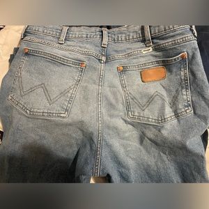 Wranglers size 33